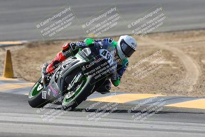 media/Feb-07-2025-CVMA Friday Practice (Fri) [[7034960ba2]]/2-Racer 2/Session 3 (Turn 8)/